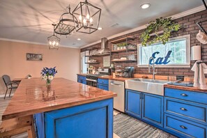 House (1 Bedroom) | Interior