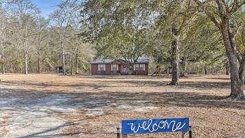 House (1 Bedroom) | Interior