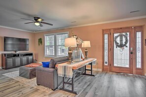 House (1 Bedroom) | Interior