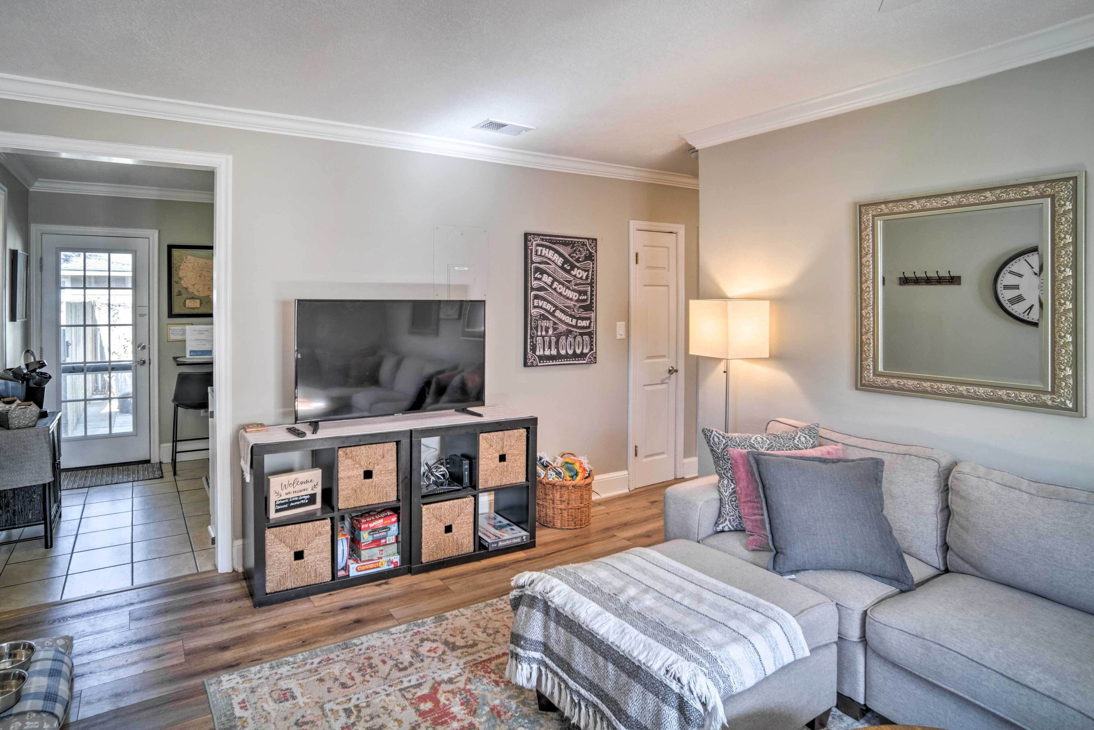 House (2 Bedrooms) | Interior