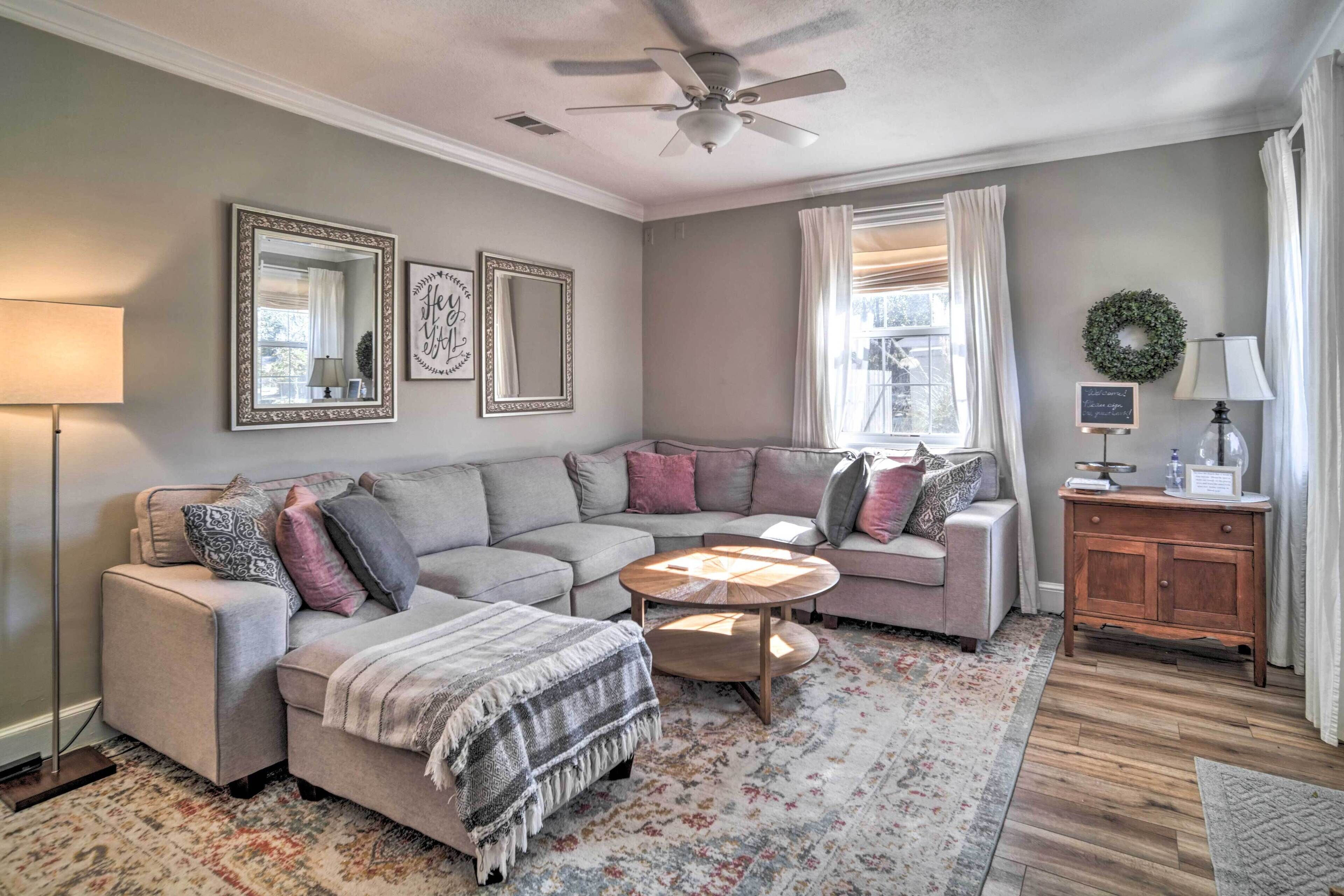 Charming Port Royal Home w/ Fire Pit + Yard!