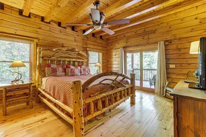 House (6 Bedrooms) | Interior