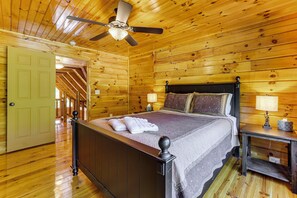 單棟房屋 (6 Bedrooms) | 內部