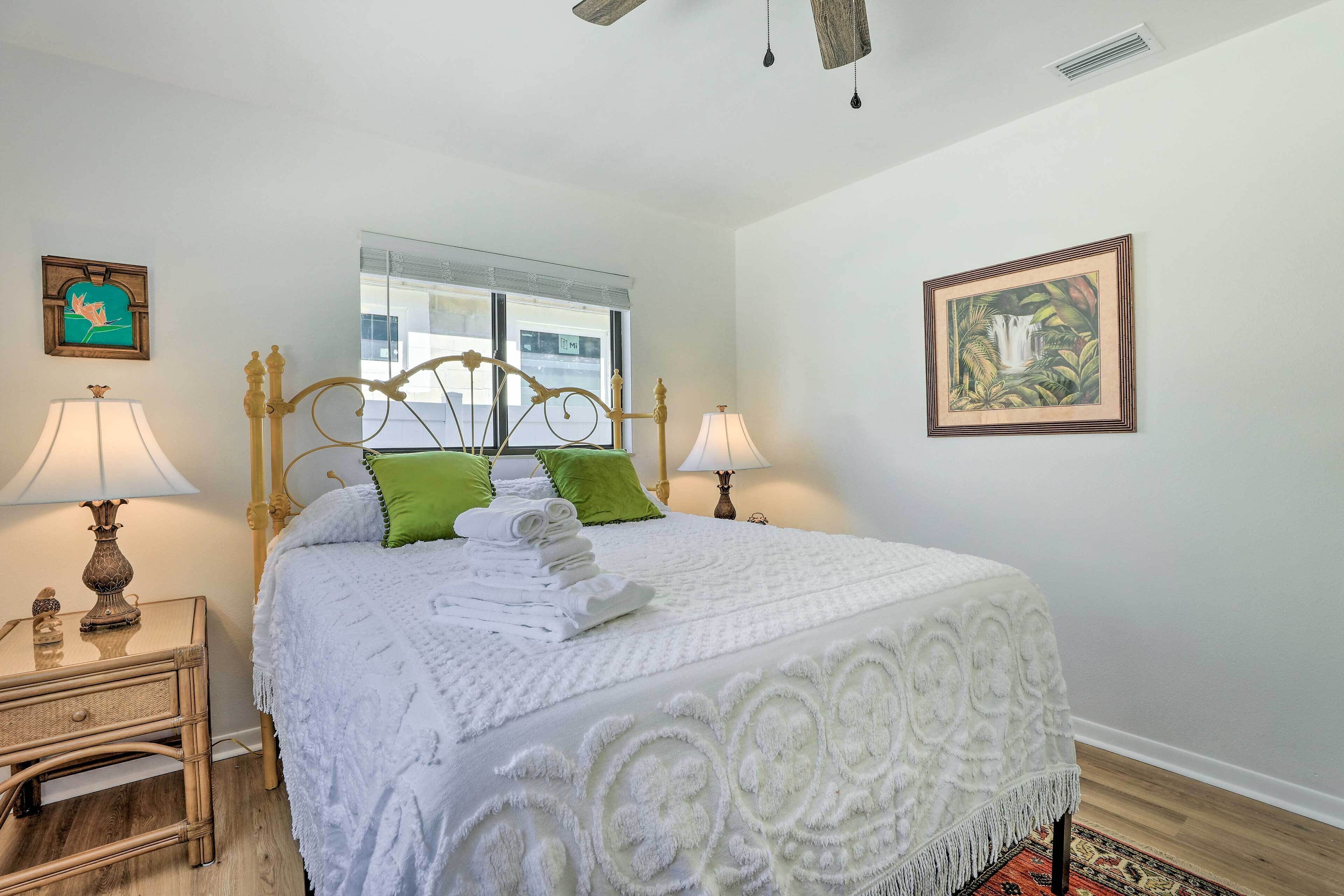 Talo (2 Bedrooms) | 2 makuuhuonetta, silitysrauta/-lauta, vuodevaatteet