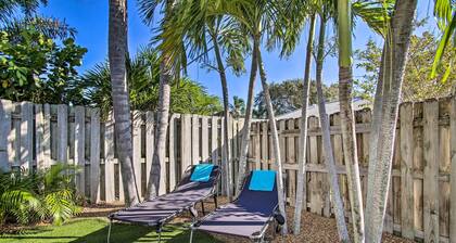 1 Mi to Deerfield Beach: Stylish Studio w/ Pool!