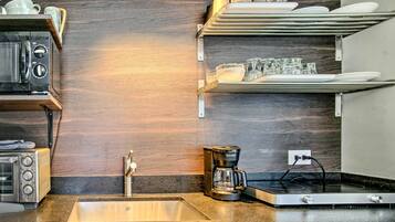 Apartment (0 Bedroom) | Interior