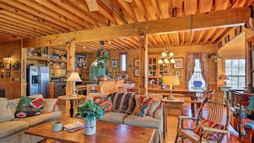 Rumah (4 Bedrooms) | Interior