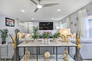 Talo (4 Bedrooms) | Sisätilat