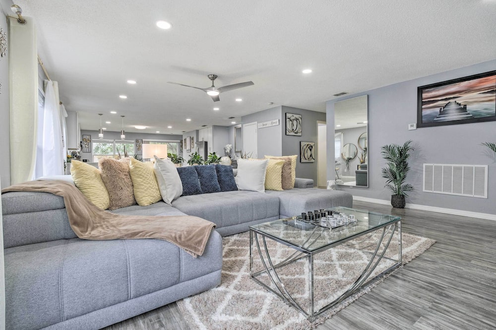Chic Orlando Family Getaway w/ Fenced Yard!