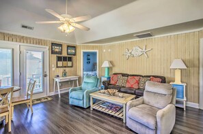 House (2 Bedrooms) | Interior - Walk to Apache Pier: Coastal Condo w/ Pool Access (Myrtle Beach)