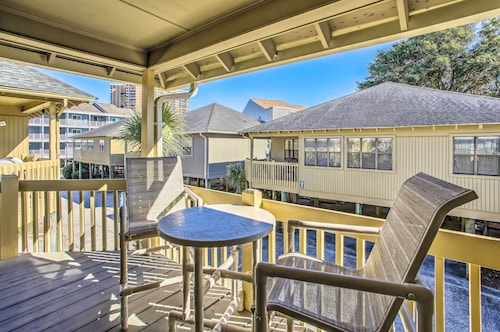 Walk to Apache Pier: Coastal Condo w/ Pool Access