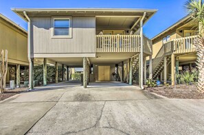 House (2 Bedrooms) | Interior - Walk to Apache Pier: Coastal Condo w/ Pool Access (Myrtle Beach)