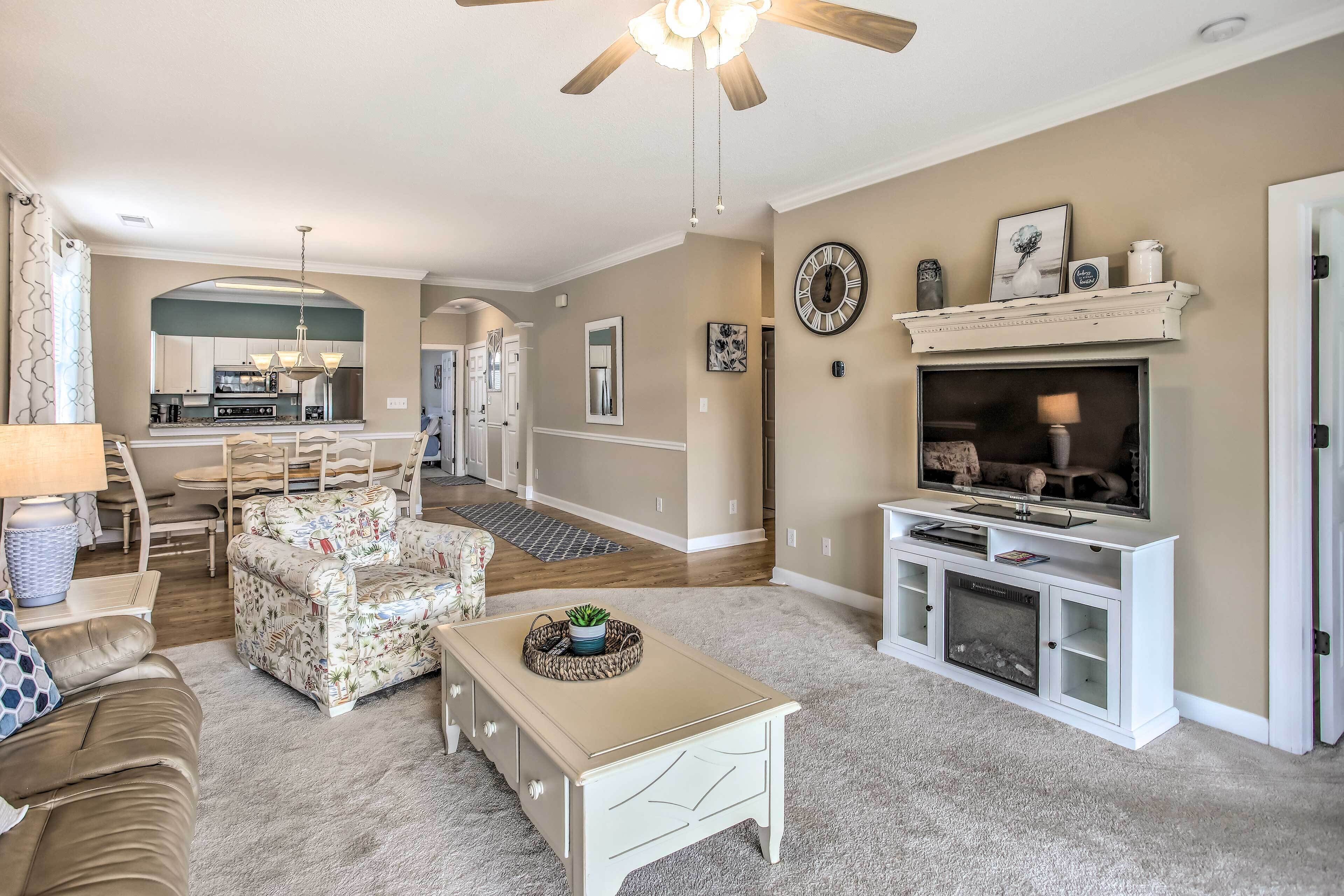 Coastal Condo: 14 Mi to Skywheel Myrtle Beach