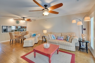 Coastal Vacation Rental - 2 Mi to Huntington Beach