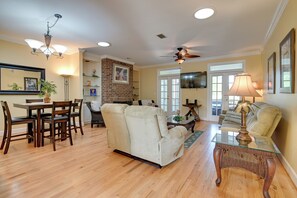 Cottage (2 Bedrooms) | Interior