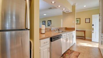 Cottage (2 Bedrooms) | Interior