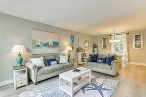 Apartment (2 Bedrooms) | Interior - Walk to Beach: Coligny Gem w/ Community Perks! (Hilton Head Island)