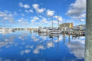 Interior - Cozy Destin Studio w/ Shared Pools + Beach Access! (Destin)