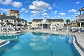 Interior - Cozy Destin Studio w/ Shared Pools + Beach Access! (Destin)