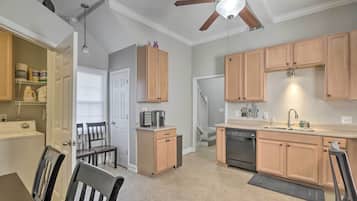 Rumah (3 Bedrooms) | Interior