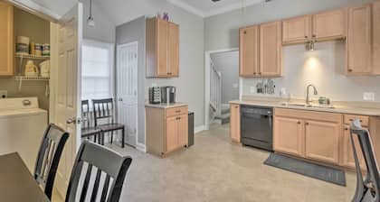 Columbia Home w/ Spacious Yard < 2 Mi to Dtwn