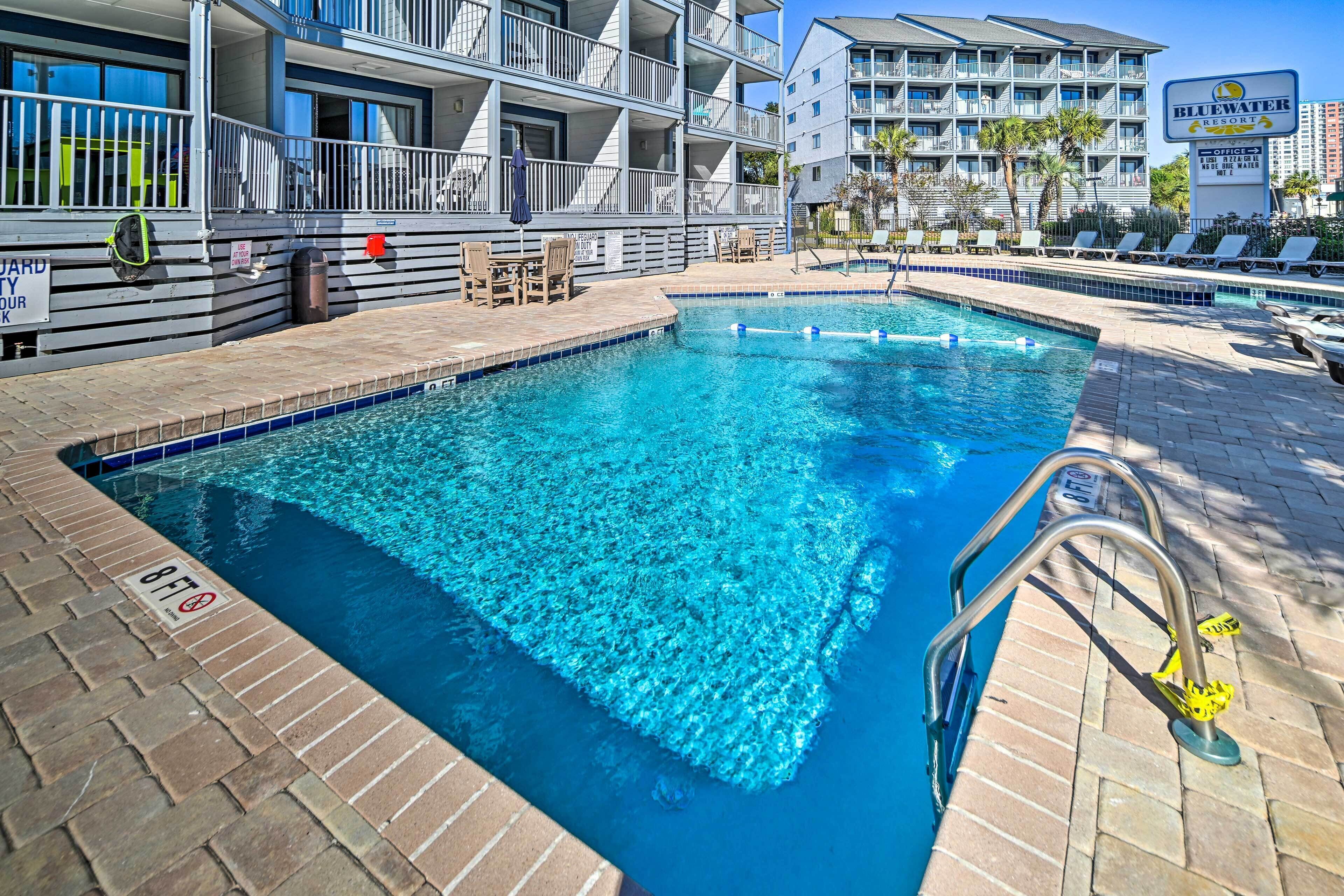 Convenient Escape - Walk to Myrtle Beach!