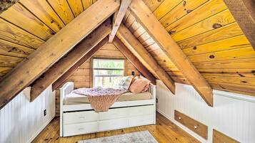 ุงูู
ูุดุฃุฉ ู
ู ุงูุฏุงุฎู