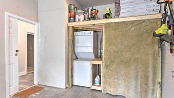 Apartment (0 Bedroom) | Interior