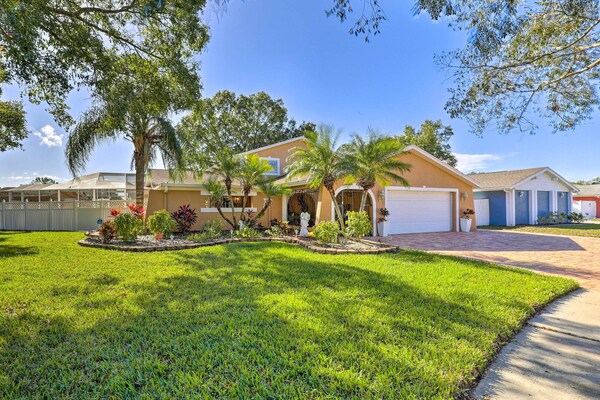 Cozy Home In Heart Of Tampa W/ Lanai & Pool! - Tampa, FL