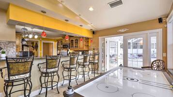 Rumah (4 Bedrooms) | Interior