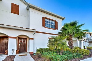 Apartment (4 Bedrooms) | Interior - Davenport Resort Home < 10 Mi to Disney! (Davenport)