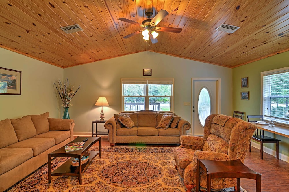 Crystal River Airbnb & Cheap Cabin Rentals from 39 AirCabins