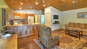 Cottage (1 Bedroom) | Interior