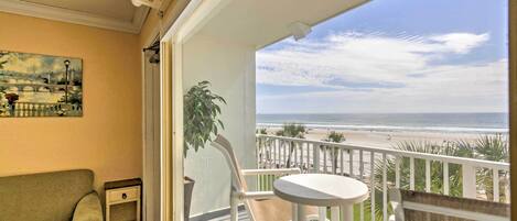 Apartment (0 Bedroom) | Interior