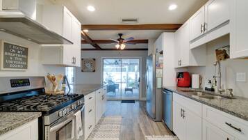 House (3 Bedrooms) | Bahagian dalam