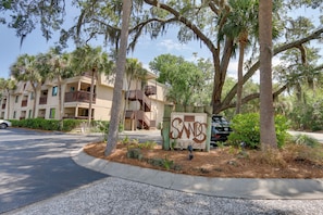 Apartment (2 Bedrooms) | Interior - Steps to Beach, Coligny Plaza: Hilton Head Condo! (Hilton Head Island)