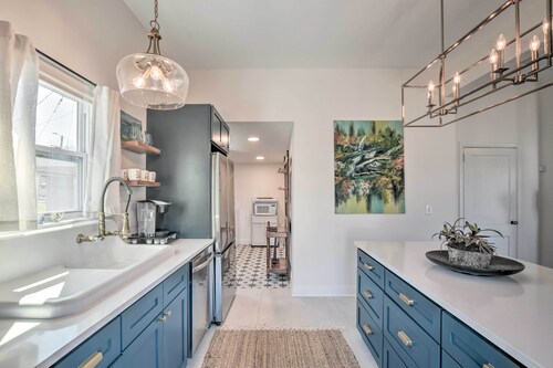 Cozy Home in Historic Area ~ 2 Mi to Main St!