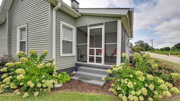 House (1 Bedroom) | Interior