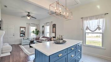 House (1 Bedroom) | Interior