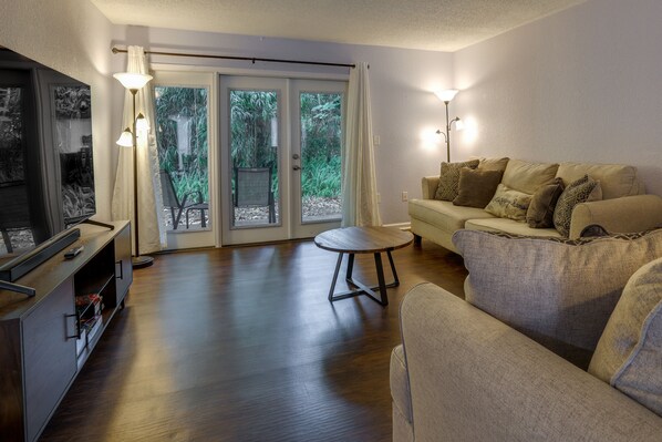 Apartment (1 Bedroom) | Living area - Gainesville Condo w/ Patio, 2 Mi to UF Campus! (Gainesville)