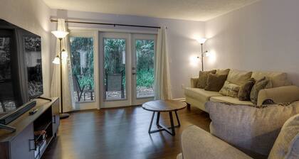 Gainesville Condo w/ Patio, 2 Mi to UF Campus!