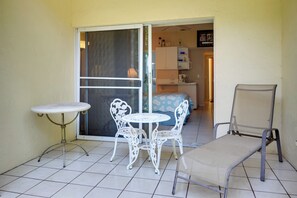 Apartment (2 Bedrooms) | Interior - Ft Lauderdale Area Condo - Walk to Beach & Shops! (Lauderdale-by-the-Sea)