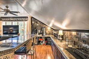 Apartment (1 Bedroom) | Interior