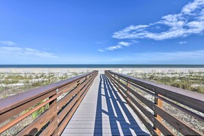 Beach - Hilton Head Resort Villa - 200 Yards From Beach! (Hilton Head Island)