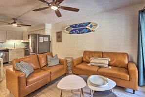 Apartment (2 Bedrooms) | Interior - Hilton Head Condo w/ Covered Balcony + Pool Access (Hilton Head Island)