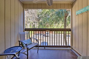 Apartment (2 Bedrooms) | Interior - Hilton Head Condo w/ Covered Balcony + Pool Access (Hilton Head Island)