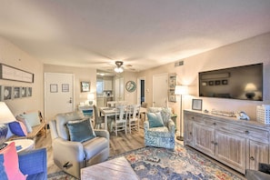 Apartment (2 Bedrooms) | Interior - Half-mi to Beach: Hilton Head Condo w/ Lagoon View (Hilton Head Island)