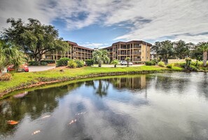 Apartment (1 Bedroom) | Interior - Beach & Pool Access: Hilton Head Condo w/ Balcony (Hilton Head Island)