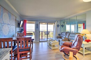 Apartment (1 Bedroom) | Interior - Beach View, Pool & Tennis: Hilton Head Island Unit (Hilton Head Island)