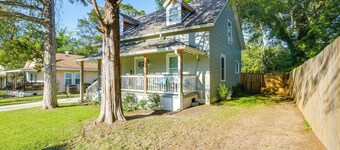 Greenville Escape w/ Deck + Fire Pit!